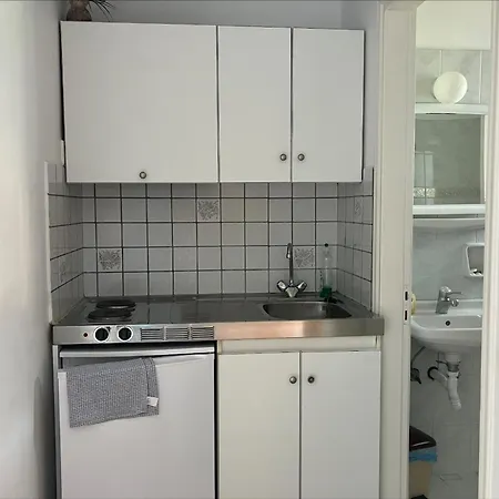 Milia 2 Konukevi Áyios Nikítas